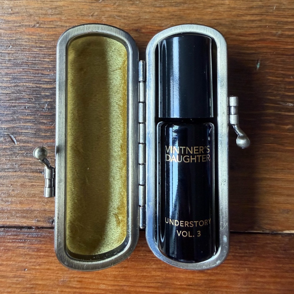 Vitner’s Daughter Understory Vol. 3 Limited Edition Perfume Oil - Picture 7 of 7